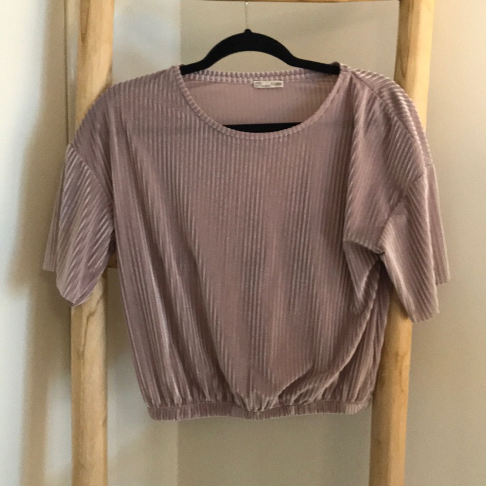 Blush Velvet cropped T